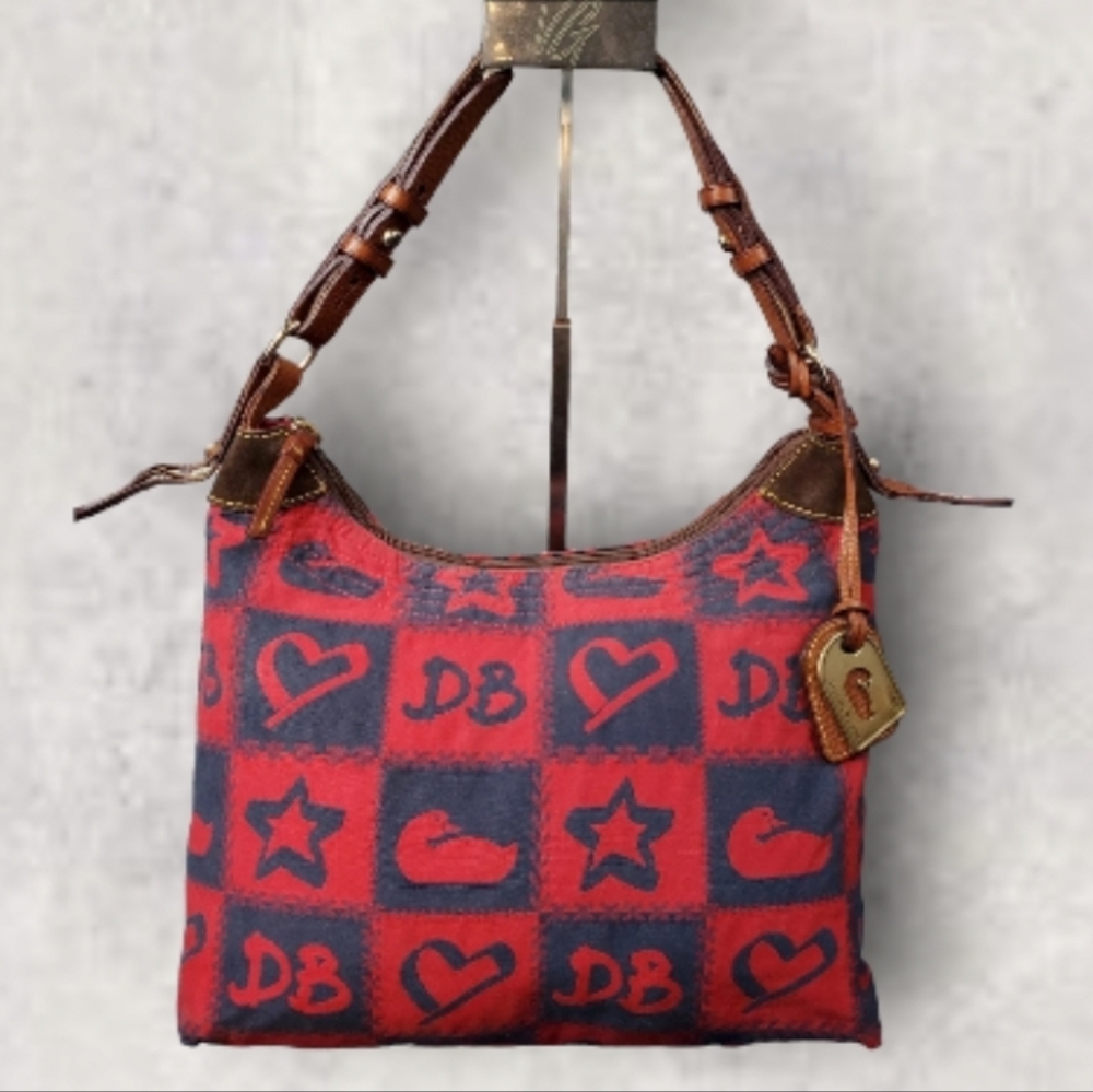 EUC DOONEY & BOURKE PURSE